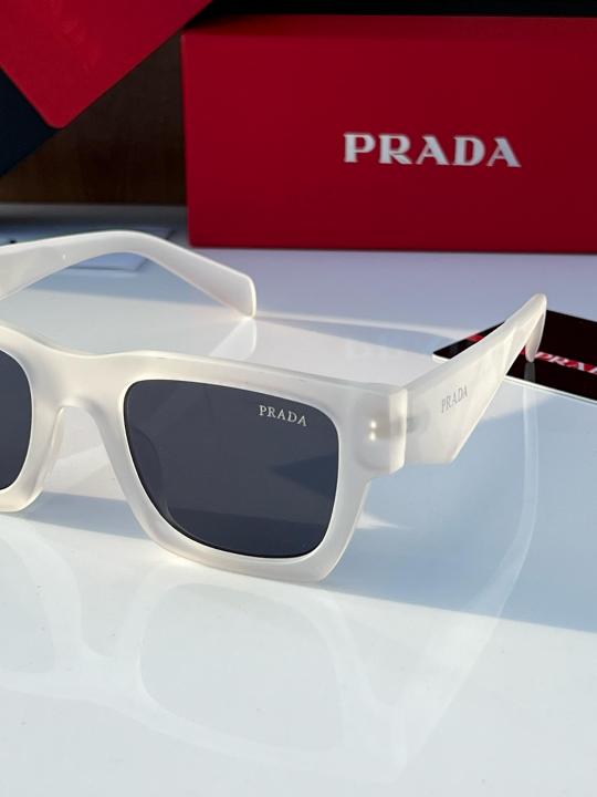 prad_a_11_white_black
