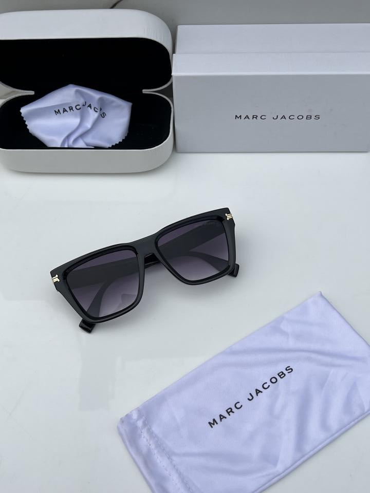 Ma_rc_jaco_bs_1002_black_shaded