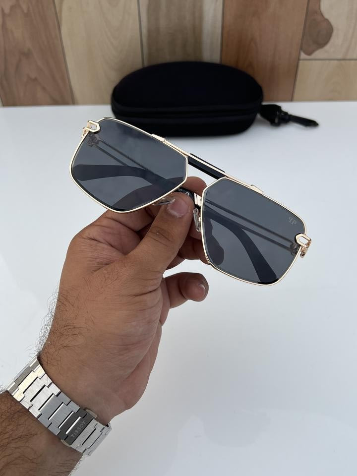 Phi_lip plei_n 212 gold black