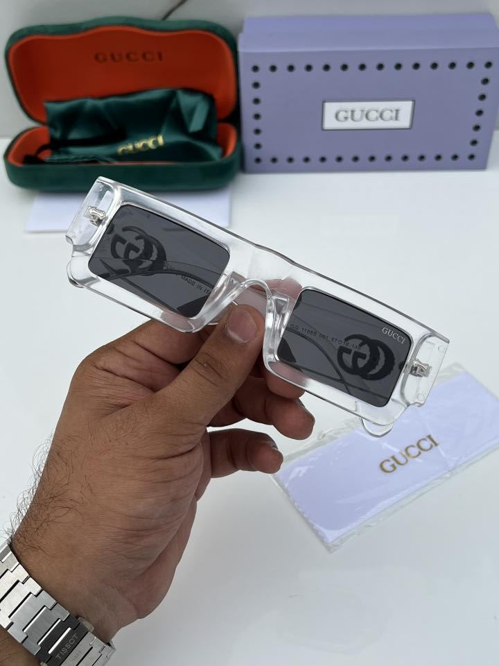 Guc_ci_1188_transparent_black